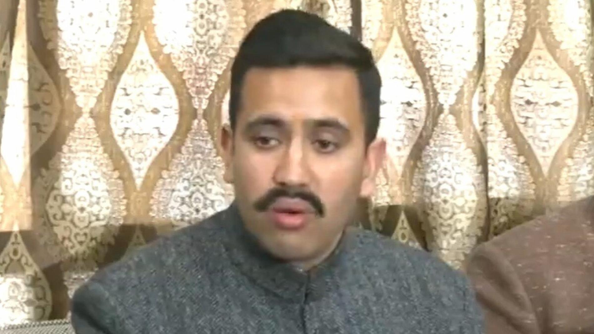 Himachal Politics Heats Up As Vikramaditya Singh Targets' Outside' Bureaucrats